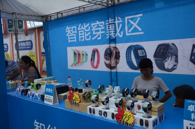 決戰(zhàn)反擊，華強(qiáng)北“賽格工廠(chǎng)店”打響電子產(chǎn)品研發(fā)與銷(xiāo)售新號(hào)角